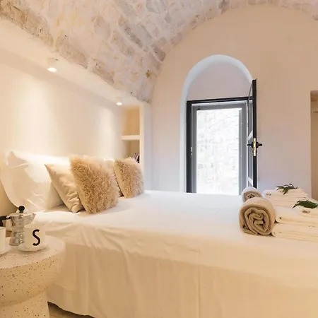 Holiday home Palazzina Tommaso Con Piscina Priva